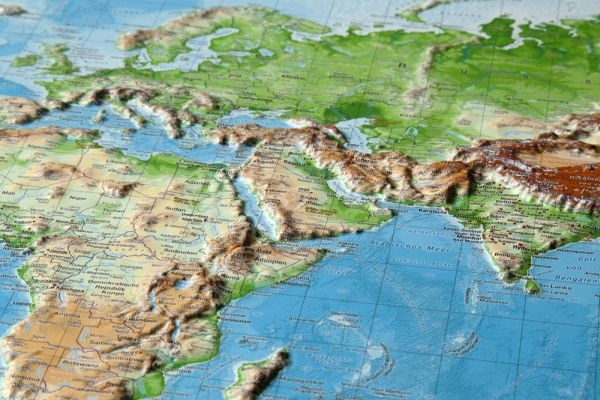 Svět - plastická reliéfní mapa 80x60 cm